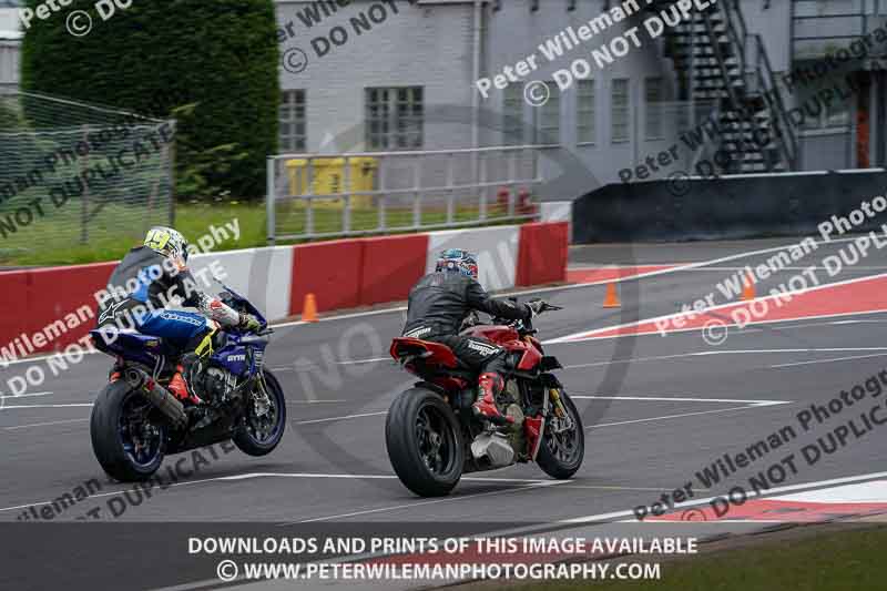donington no limits trackday;donington park photographs;donington trackday photographs;no limits trackdays;peter wileman photography;trackday digital images;trackday photos